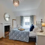 2 Bed In Whitby Oc-wa224 度假居 *